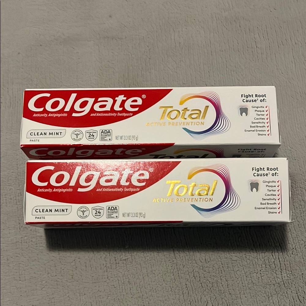 NWT Colgate Total Clean Mint Toothpaste